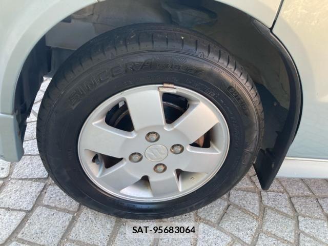 Suzuki EVERY WAGON 2007-06 8229900-9
