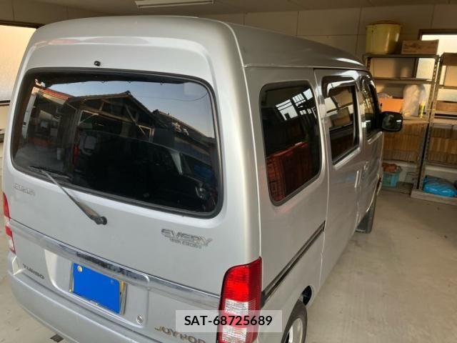 Suzuki EVERY WAGON 2005-02 8229902-17