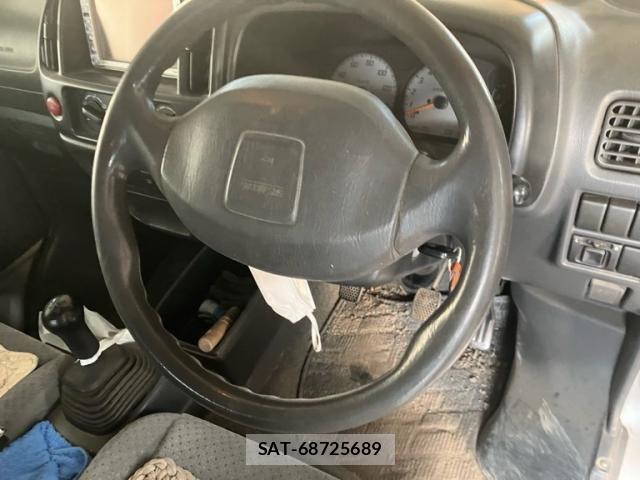 Suzuki EVERY WAGON 2005-02 8229902-8