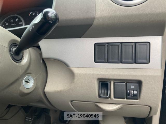 Suzuki EVERY WAGON 2012-04 8245173-17
