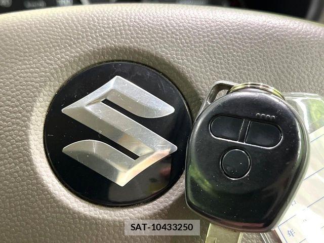 Suzuki EVERY WAGON 2014-06 8245170-6