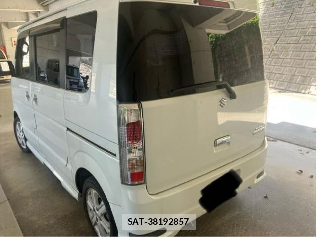 Suzuki EVERY WAGON 2011-06 8245171-3