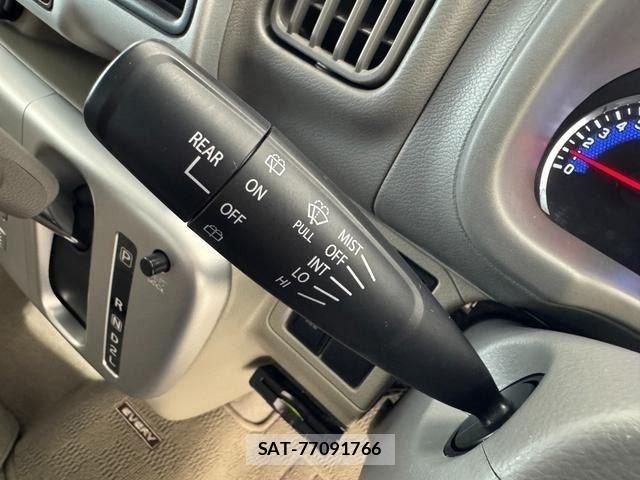 Suzuki EVERY WAGON 2017-09 8245172-13