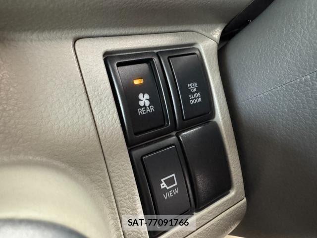 Suzuki EVERY WAGON 2017-09 8245172-25