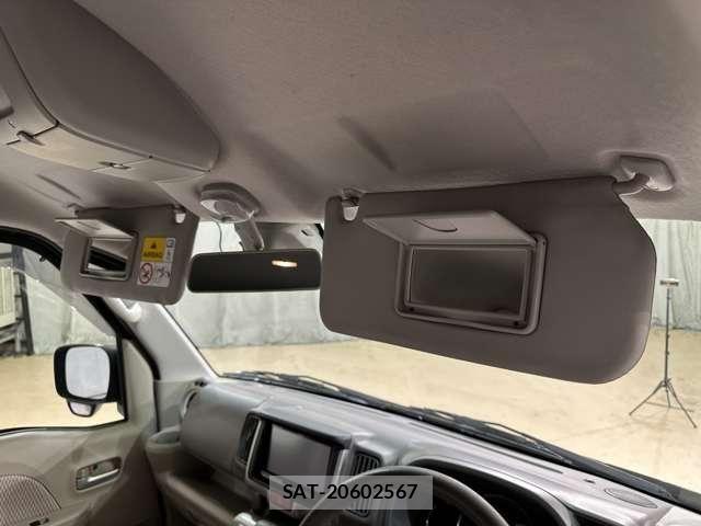 Suzuki EVERY WAGON 2018-11 8245169-24
