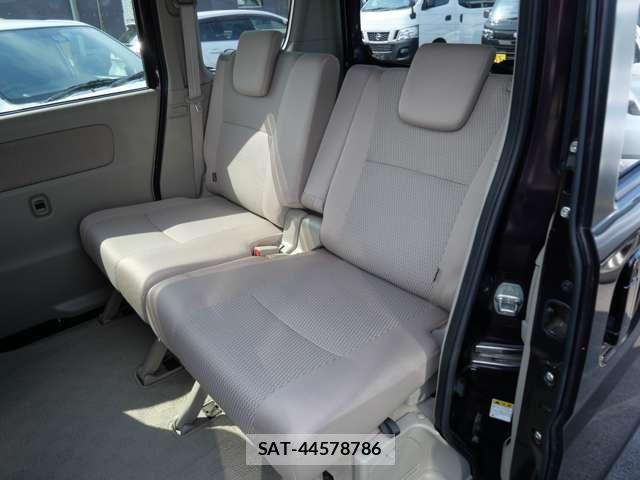 Suzuki EVERY WAGON 2015-06 8314389-15