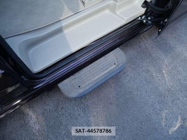 Suzuki EVERY WAGON 2015-06 8314389-16