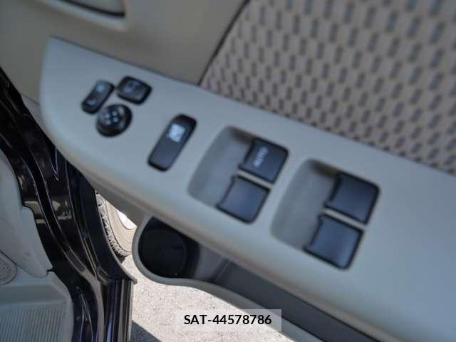 Suzuki EVERY WAGON 2015-06 8314389-24