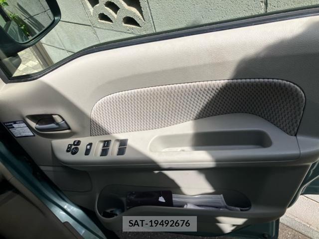 Suzuki EVERY WAGON 2017-10 8335791-13