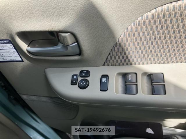 Suzuki EVERY WAGON 2017-10 8335791-14