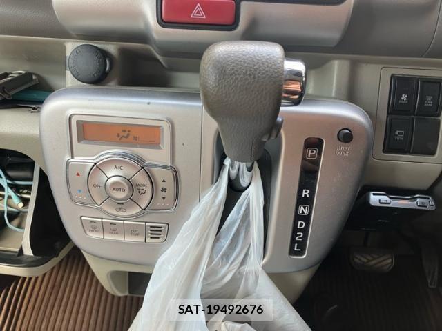 Suzuki EVERY WAGON 2017-10 8335791-21