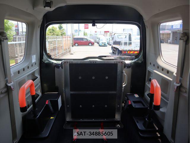 Suzuki EVERY WAGON 2024-01 8335788-18