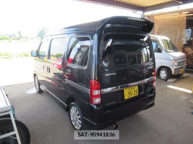 Suzuki EVERY WAGON 2002-01 8335792-11