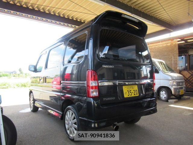 Suzuki EVERY WAGON 2002-01 8335792-12