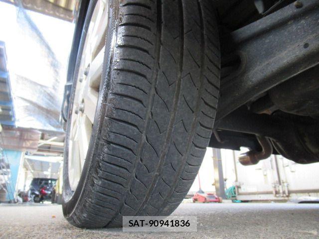 Suzuki EVERY WAGON 2002-01 8335792-19