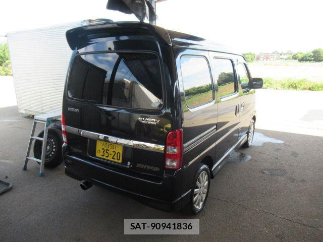 Suzuki EVERY WAGON 2002-01 8335792-8