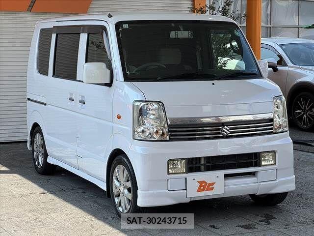 Suzuki EVERY WAGON 2005-10 8335794-9