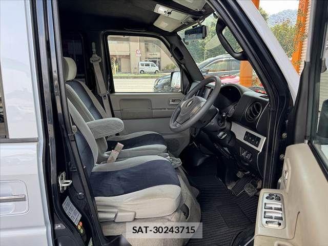 Suzuki EVERY WAGON 2005-10 8335794-15