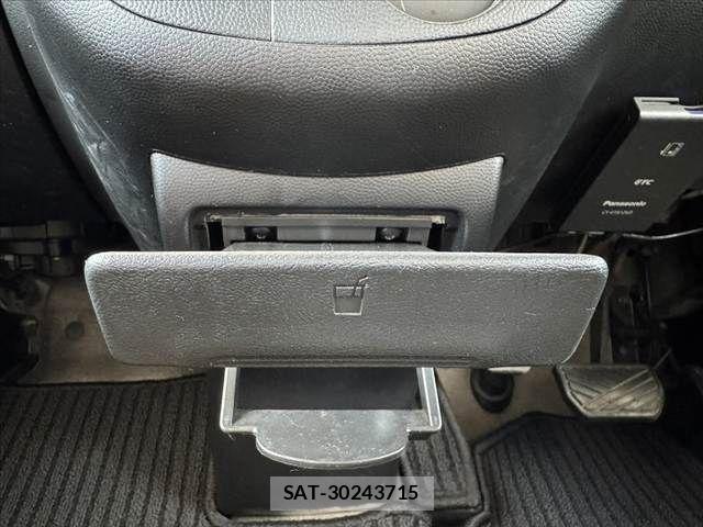 Suzuki EVERY WAGON 2005-10 8335794-25