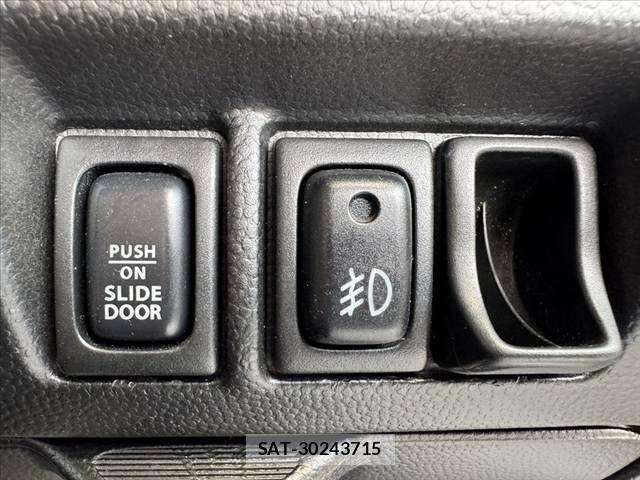 Suzuki EVERY WAGON 2005-10 8335794-4