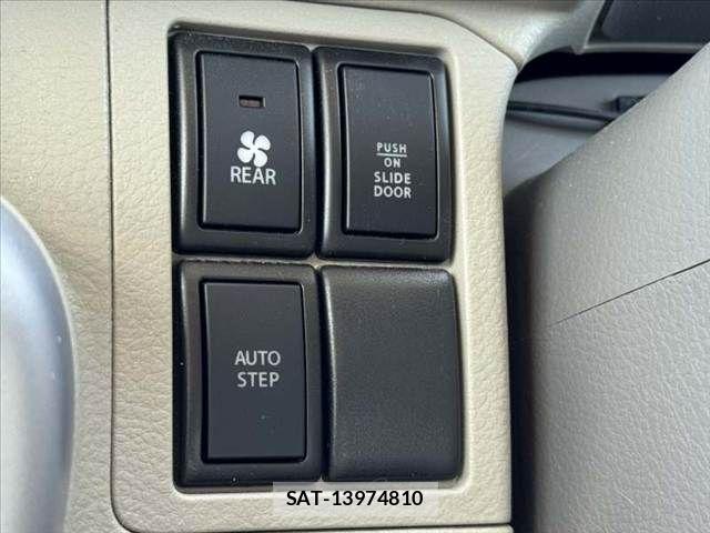 Suzuki EVERY WAGON 2020-04 8354425-23