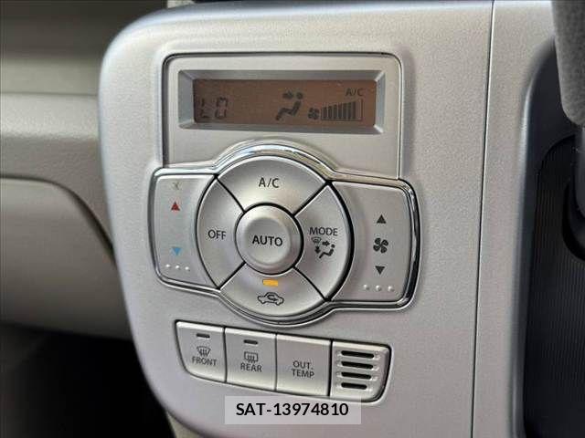 Suzuki EVERY WAGON 2020-04 8354425-26