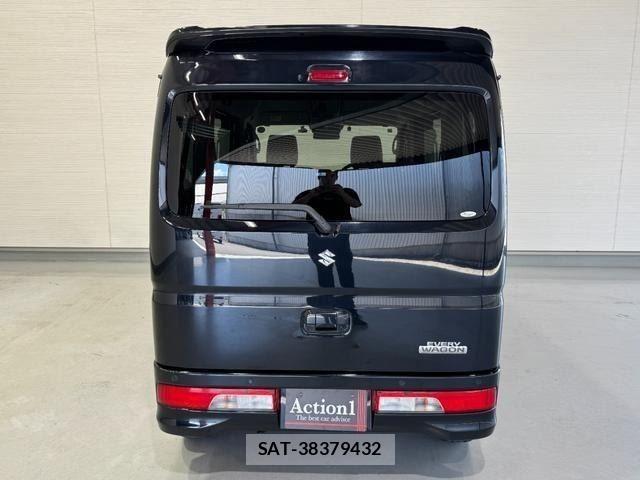Suzuki EVERY WAGON 2019-07 8354430-4