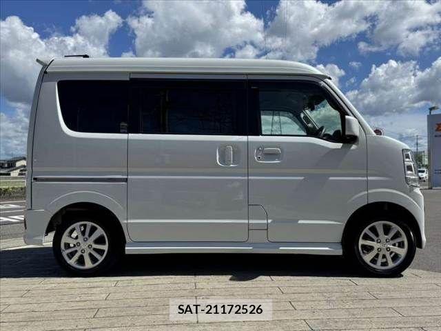 Suzuki EVERY WAGON 2022-03 8354426-11
