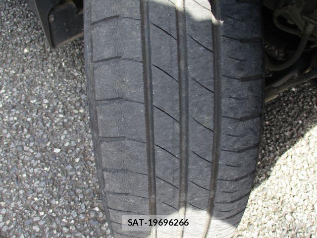 Suzuki EVERY WAGON 2008-10 8354432-19