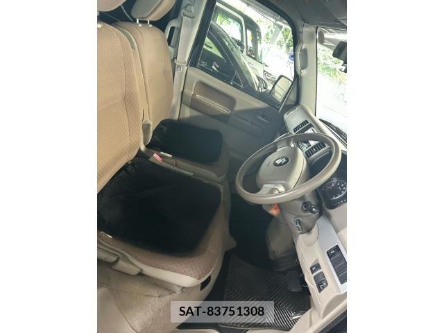 Suzuki EVERY WAGON 2014-01 8354428-10