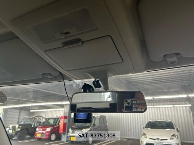 Suzuki EVERY WAGON 2014-01 8354428-18