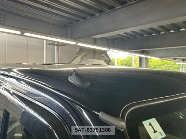 Suzuki EVERY WAGON 2014-01 8354428-8