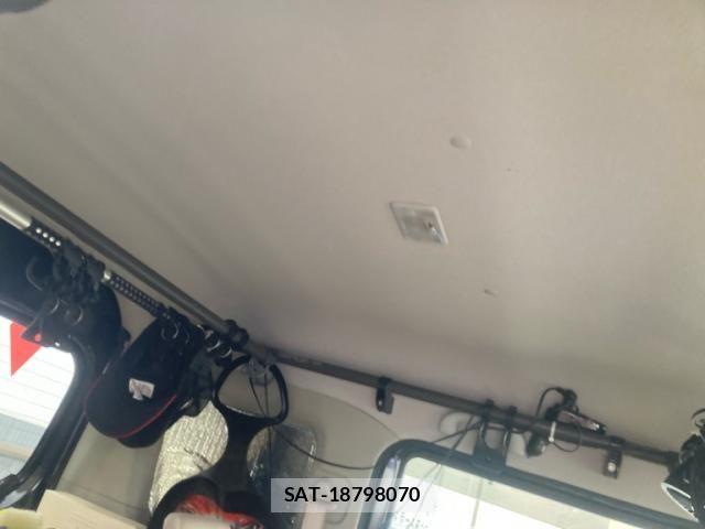 Suzuki EVERY WAGON 2016-07 8365855-12