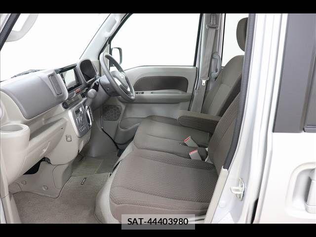 Suzuki EVERY WAGON 2022-04 8365847-11