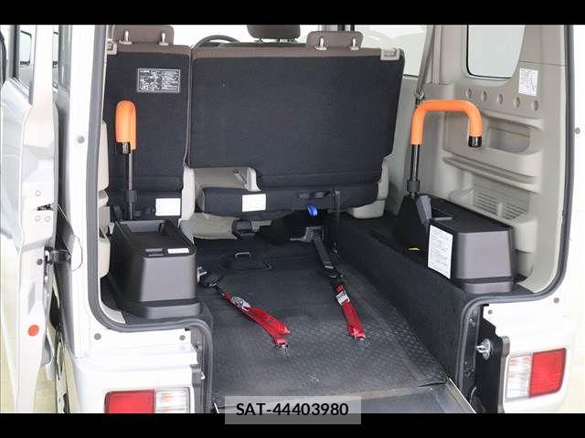 Suzuki EVERY WAGON 2022-04 8365847-2