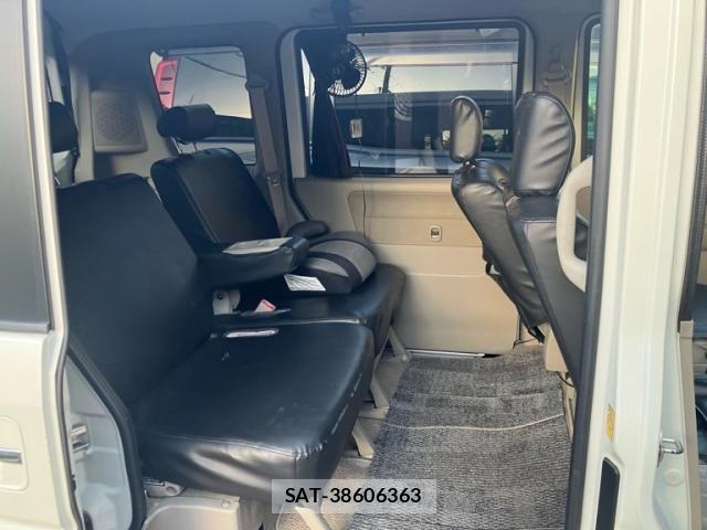 Suzuki EVERY WAGON 2010-04 8365858-9