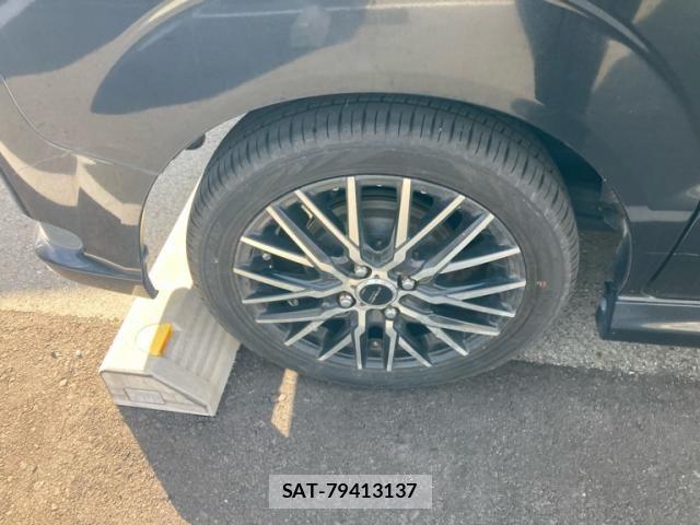 Suzuki EVERY WAGON 2012-03 8371647-3