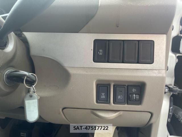 Suzuki EVERY WAGON 2014-06 8412325-5