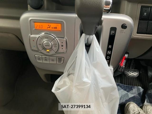 Suzuki EVERY WAGON 2018-04 8412326-10