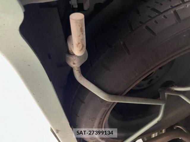 Suzuki EVERY WAGON 2018-04 8412326-16