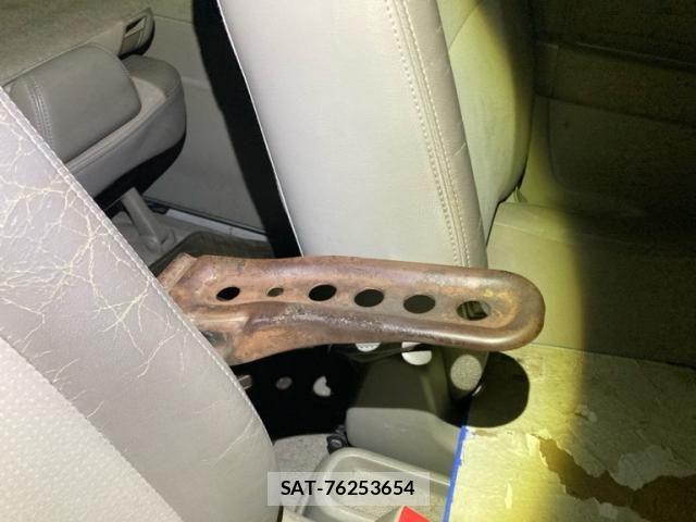 Suzuki EVERY WAGON 2007-06 8524830-21