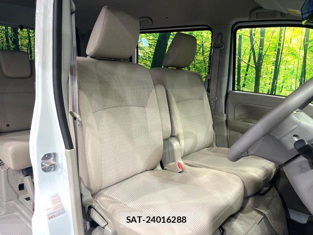 Suzuki EVERY WAGON 2025-10 8524824-9