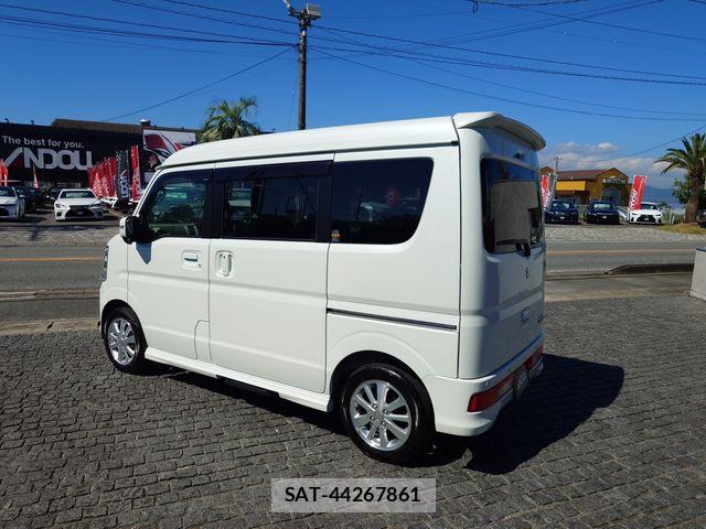 Suzuki EVERY WAGON 2022-09 8561858-3