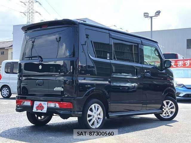 Suzuki EVERY WAGON 2018-03 8561861-2
