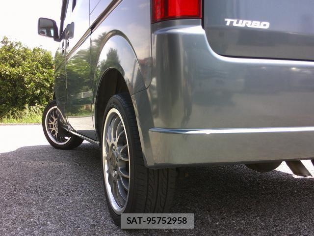 Suzuki EVERY WAGON 2006-03 8561862-5