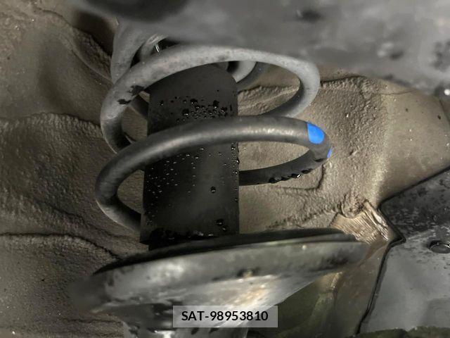 Suzuki EVERY WAGON 2017-09 8626701-18