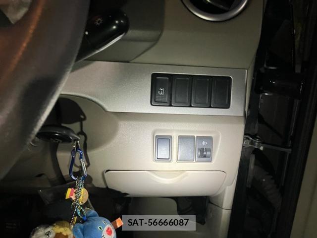 Suzuki EVERY WAGON 2013-09 8626704-12
