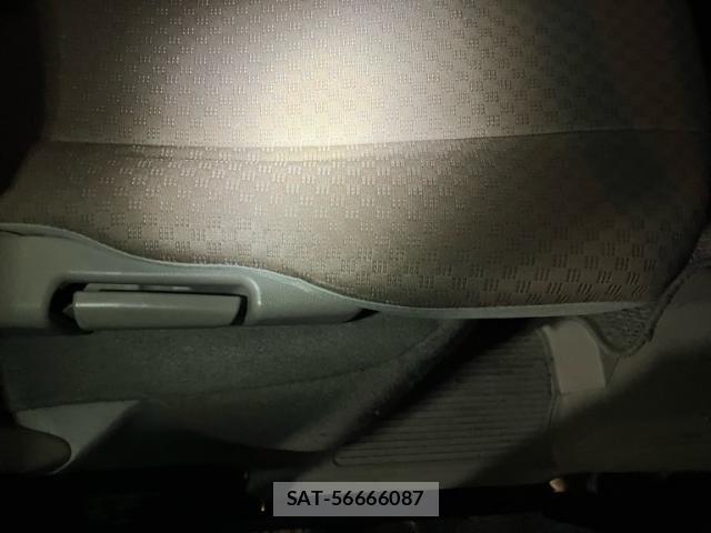 Suzuki EVERY WAGON 2013-09 8626704-13