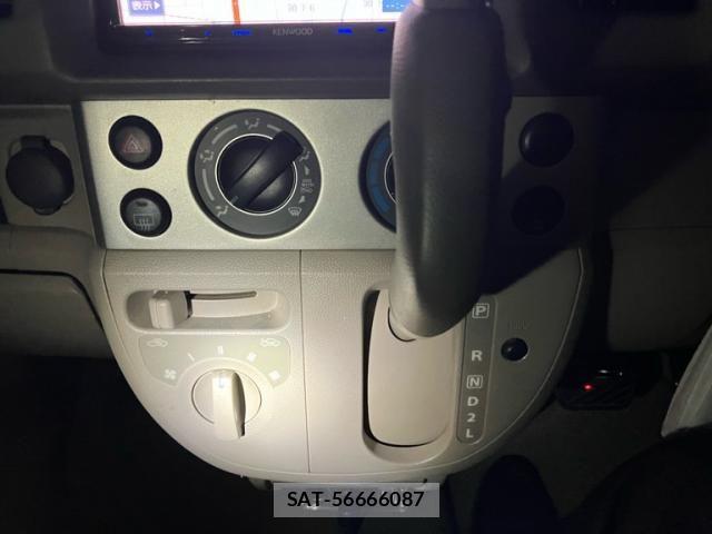 Suzuki EVERY WAGON 2013-09 8626704-18
