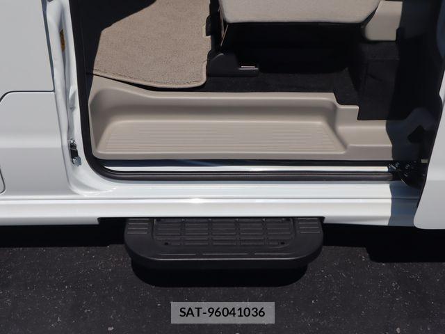 Suzuki EVERY WAGON 2026-03 8626700-15